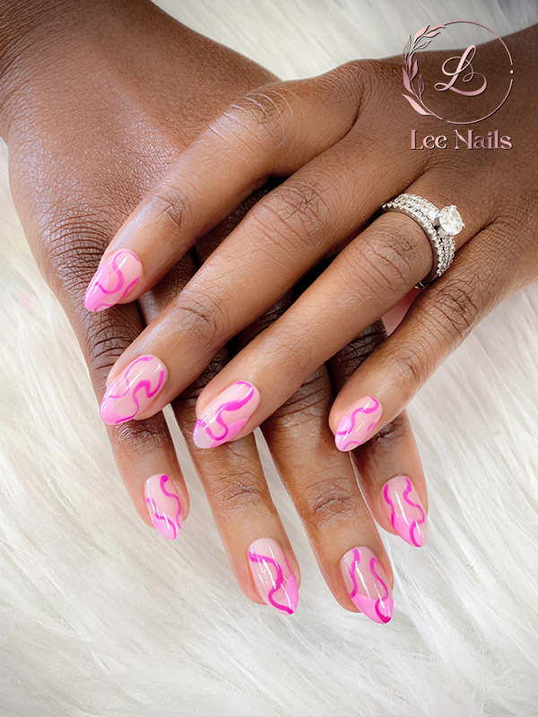 Lee Nails