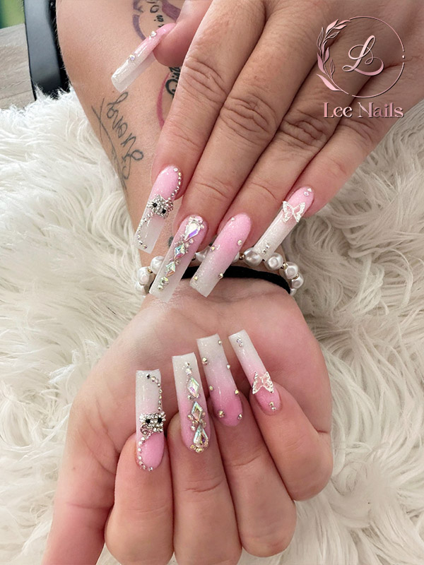 Lee Nails